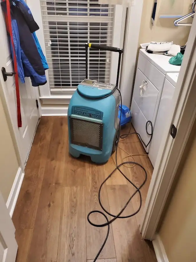 Commercial dehumidifier deployed for Flood Damage Cleanup in Waynesboro